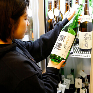 [Focusing on Japanese sake] Carefully selected from all over the country! About 50 kinds of local sake for yourself