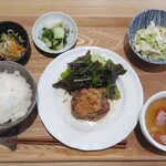 お餅と、スイーツ つきあたり - 日替りランチ　3/23