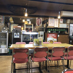 中華料理 しまむら - 昭和ノス系な店内