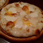 タボーラ - 4種のチーズピザ
