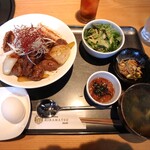 Beef collection HIRAMATSU - 焼肉丼￥800