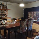 Book Cafe Godou - 奥の部屋