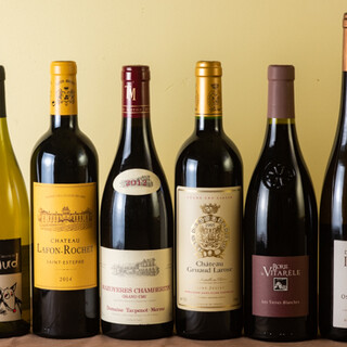 我们常备的精选的法国产葡萄酒大约有70种。