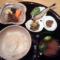 分とく山 - 御飯と目刺し