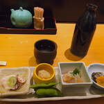 大喜寿し - お通しだけでも日本酒が進みます