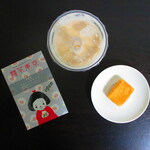 台湾茶Cafe KIKICHA TOKYO - 『ミルクティー』と『パイナップルケーキ』。