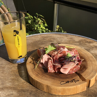 コマツ プルミエ_0