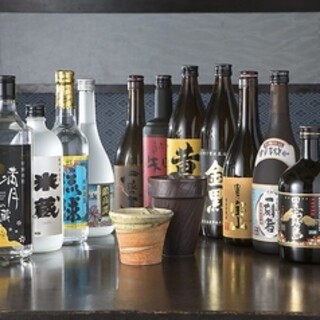 從日本各地精挑細選的日本酒有很多!