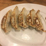 天下一品 - 餃子定食の餃子