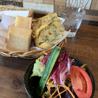 ビストロ カフェ 風_0