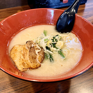 豚骨ラーメン 華香_1
