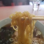 新華楼 - 麺リフト