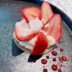 AMOUR - デザートの中身