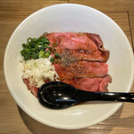 ラーメン火ノ鷺 - ローストビーフまぜそば  800円