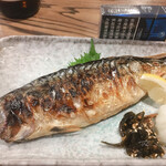 魚のうまい店 ひろちゃん - デカい！塩鯖