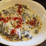 クルド家庭料理 手芸カフェ メソポタミア - ほうれん草の冷製ヨーグルトスープ