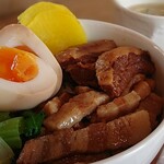 Taiwan Kafe Chain - 魯肉飯(るーろうふぁん)