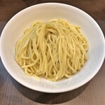 麺屋りゅう - 背脂煮干しつけめん（大）の麺