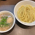 麺屋りゅう - 背脂煮干しつけめん（大） + 味玉