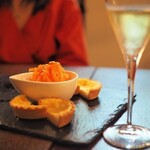 リュクスバーガーズ&サニーズテーブル - "キャロットラペ"と"チーズキッシュ"