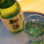 だるま寿司 - ビール半分で日本酒に移行