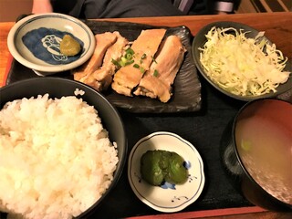 焼鳥 水炊き ふくの鳥 - 200323月　東京　焼鳥水炊きふくの鳥馬喰横山店　雛鳥の天然塩焼き850円