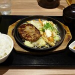 根本商店 - ハンバーグ日替わりランチ　@790