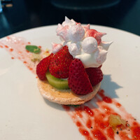 ラ・ボンヌターブル - 