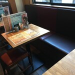 RAINBOW　CAFE＆WINE DINING - 客席