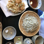 鞍馬 - かき揚げ蕎麦（大盛り）
