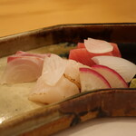Fumiya - 北海道帆立焼き霜造り、瀬戸内産スミイカ、愛媛産真鯛、宮崎産中トロの盛合せ