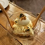 NIKU BISTRO EIGHT - 自家製トロ玉ポテトサラダ　400円