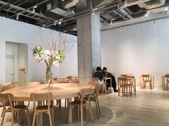 ブルーボトルコーヒー 神戸カフェ Blue Bottle Coffee 旧居留地 大丸前 コーヒー専門店 食べログ ブルーボトルコーヒー 神戸カフェ Blue Bottle Coffee 旧居留地 大丸前 コーヒー専門店 食べログ