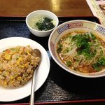 ROSHISEN - ランチ：坦々麺＋半チャーハン＋スープ