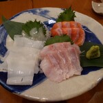 あずまし亭 - お刺身３点盛り（ヤリイカ、鱒、石鯛）