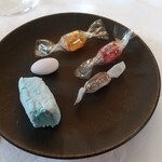 マダム・トキ - 