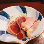 鳥田中 - 湯引き    レバー、ハツ、砂肝、脾臓