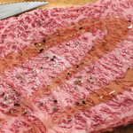 黒毛和牛食べ放題Z - ロースステーキ拡大　塩味