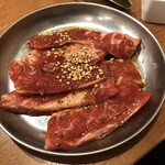 焼肉大衆酒場 真 肉焼屋 - 