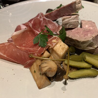 ワカヌイ グリル ダイニング バー 東京 - 