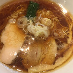 ラーメン フリーバーズ - 醤油 麺大盛。ア〜ップ！！