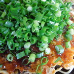 Ichikawa Okonomiyaki - そば入り肉玉  ねぎトッピング