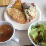 La Brioche caffe - サラダ・パン・スープ