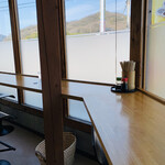 彩葉茶屋 - 店内、窓際。