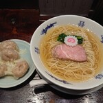 中華蕎麦にし乃 - 中華そばと肉ワンタン4個