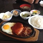 シェフボン - ランチ
      ハンバーグのチーズ巻