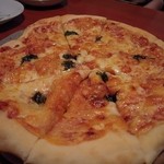 ん。 - 酒盗のピザ♪