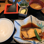 芦屋銀しゃりや - お昼の日替りサービス魚定食 1,000円(税込)