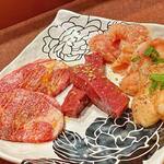 Yakiniku HONMA - 炭火焼ホンマは焼肉だけじゃなく、ホルモンも美味しいんです！ホルモンは鮮度と仕込みの丁寧さが命です。赤身肉だけではなく是非ホルモンも味わって頂きたいです！ホルモンのみのお客様も歓迎します！