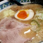 ラーメン めん丸 - コテっぱにんにく